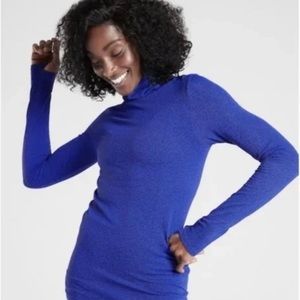ATHLETA • Flurry Peak Turtleneck Blue/Black